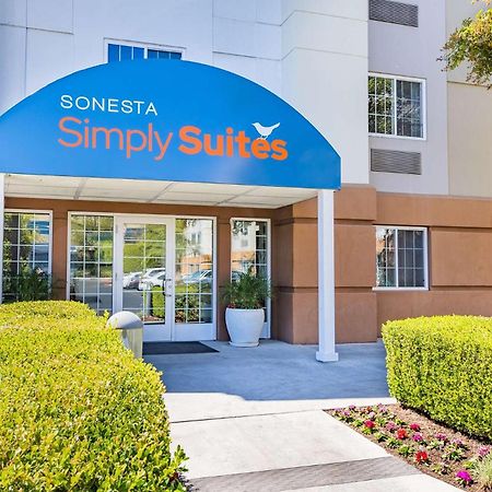 Sonesta Simply Suites Houston Brookhollow Exterior photo