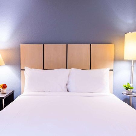 Sonesta Simply Suites Houston Brookhollow Exterior photo